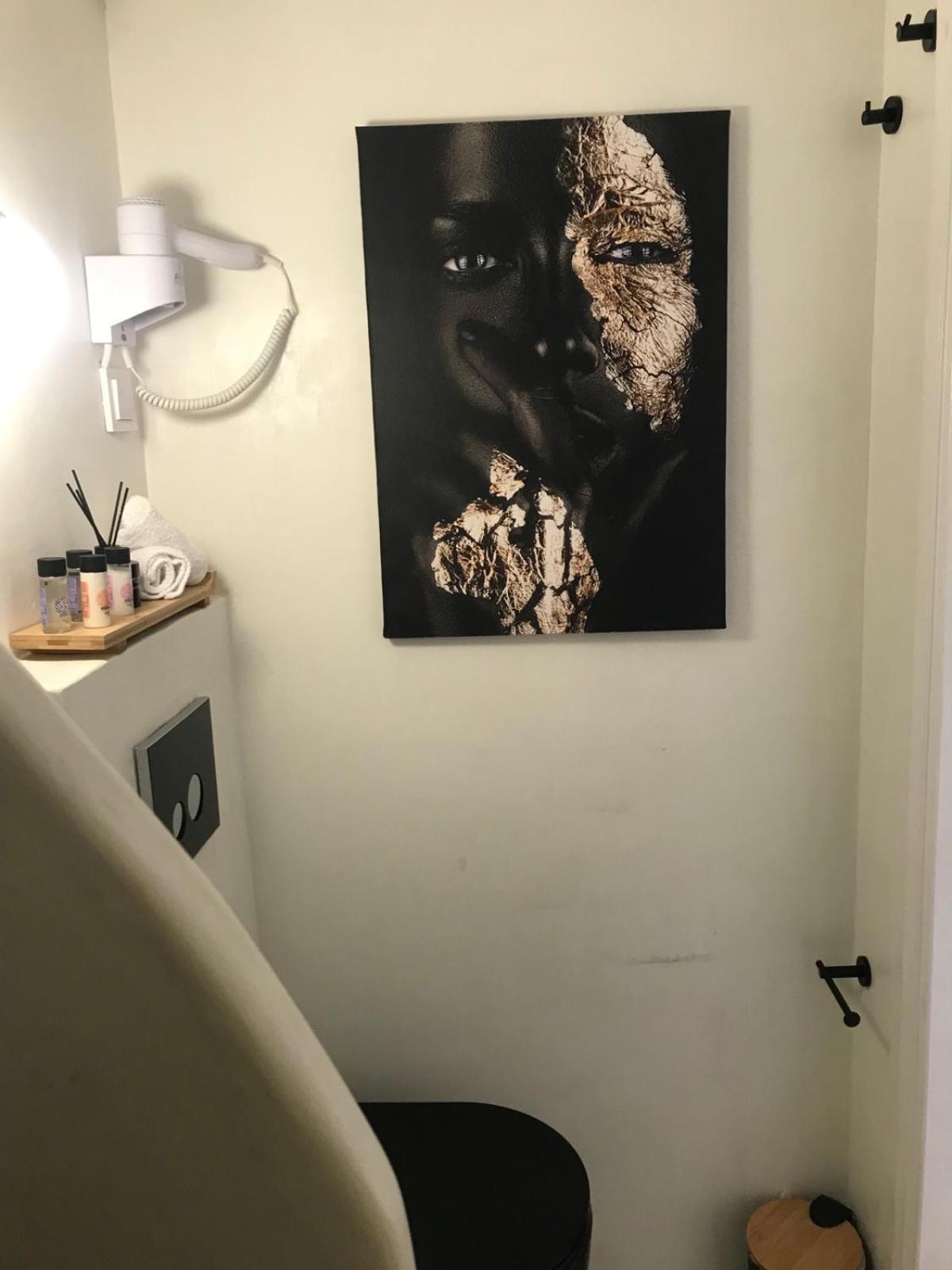 Morpheus Rooms Kini Eksteriør billede